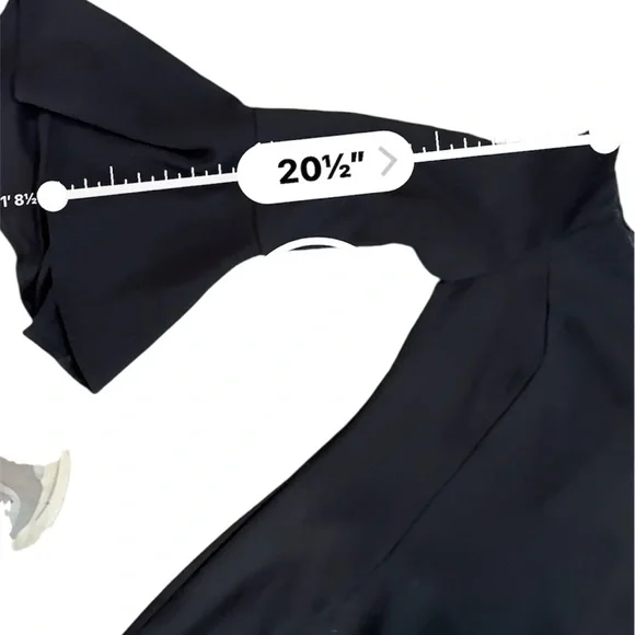 NWT Nordstrom Bardot Black Flares Sleeve Deess Size L - Picture 7 of 8